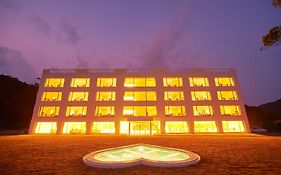 ホテル　ザ　シーン